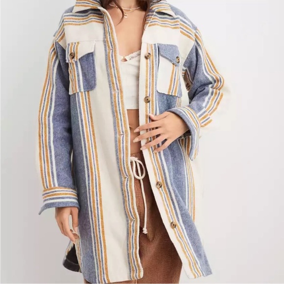 NWT AERIE heavy flannel SHACKET w/ pockets - Picture 12 of 12